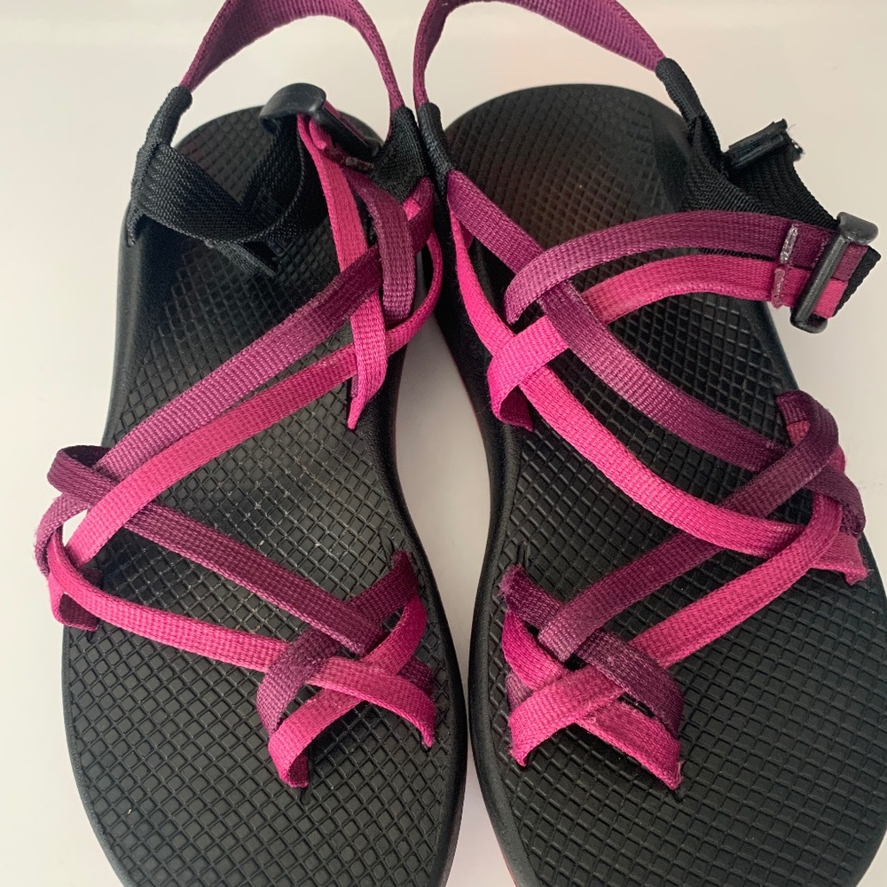 Chacos ZX2 pink/purple double strap, W8